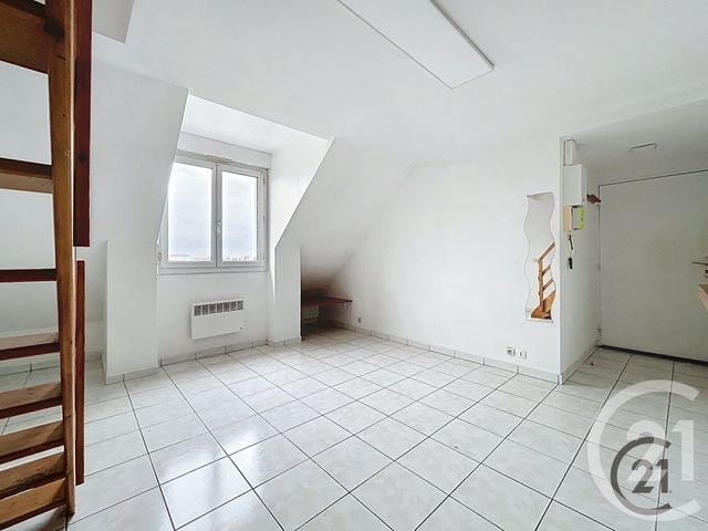 Appartement Duplex à vendre - 2 pièces - 30.02 m2 - MELUN - 77 - ILE-DE-FRANCE - Century 21 Cerim