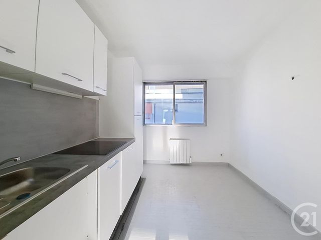 Appartement F5 à vendre - 5 pièces - 104.54 m2 - MELUN - 77 - ILE-DE-FRANCE - Century 21 Cerim