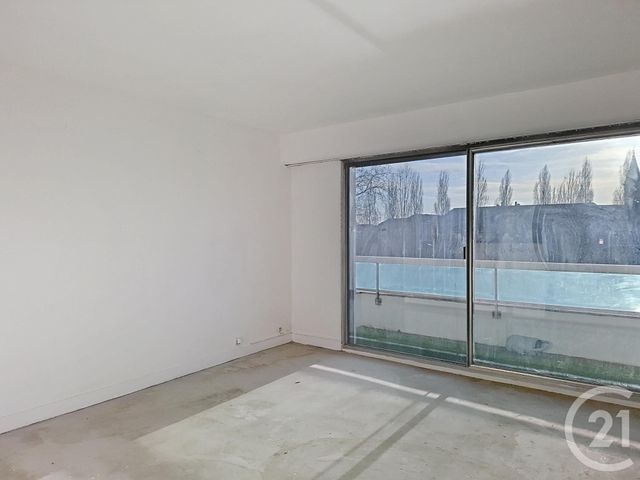 Appartement F5 à vendre - 5 pièces - 104.54 m2 - MELUN - 77 - ILE-DE-FRANCE - Century 21 Cerim
