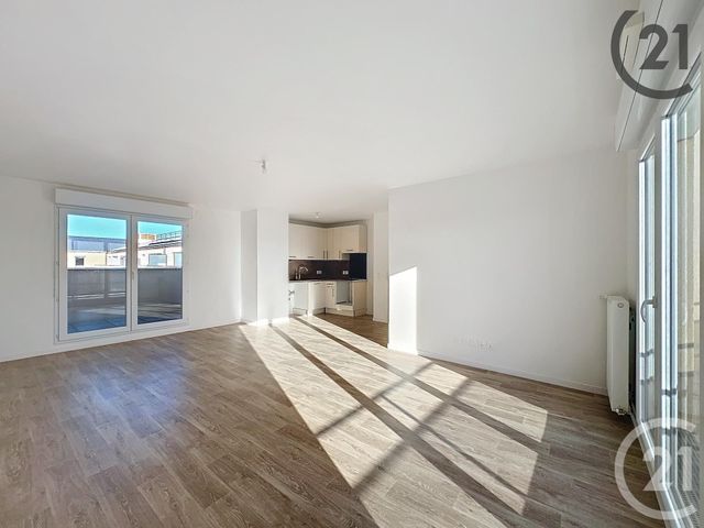 Appartement F4 à louer - 4 pièces - 84.82 m2 - DAMMARIE LES LYS - 77 - ILE-DE-FRANCE - Century 21 Cerim
