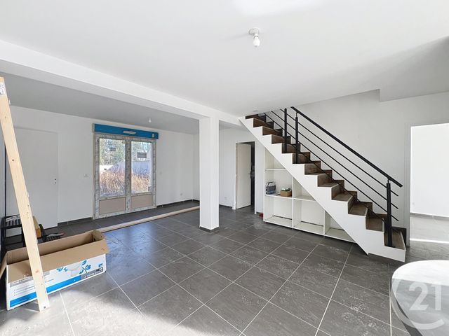 maison à louer - 5 pièces - 137.35 m2 - DAMMARIE LES LYS - 77 - ILE-DE-FRANCE - Century 21 Cerim