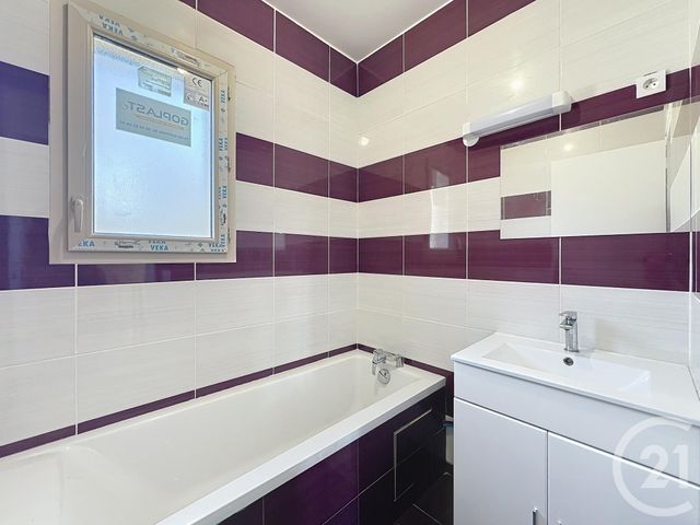 maison à louer - 5 pièces - 137.35 m2 - DAMMARIE LES LYS - 77 - ILE-DE-FRANCE - Century 21 Cerim