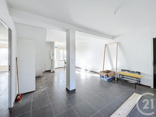 maison à louer - 5 pièces - 137.35 m2 - DAMMARIE LES LYS - 77 - ILE-DE-FRANCE - Century 21 Cerim