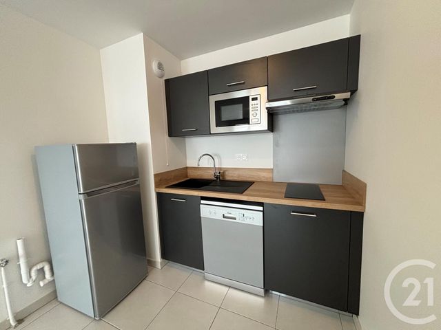 Appartement F2 à louer - 2 pièces - 41.45 m2 - MELUN - 77 - ILE-DE-FRANCE - Century 21 Cerim