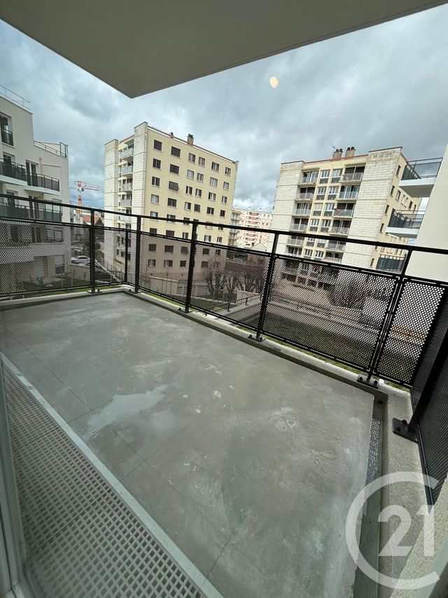 Appartement F2 à louer - 2 pièces - 41.45 m2 - MELUN - 77 - ILE-DE-FRANCE - Century 21 Cerim