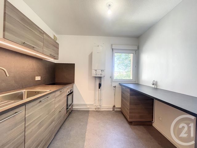 Appartement F2 à louer - 2 pièces - 51.0 m2 - MELUN - 77 - ILE-DE-FRANCE - Century 21 Cerim