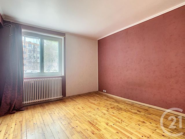 Appartement F4 à louer - 4 pièces - 64.27 m2 - MELUN - 77 - ILE-DE-FRANCE - Century 21 Cerim