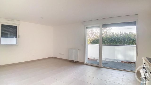 Appartement F3 à louer - 3 pièces - 59.7 m2 - LE MEE SUR SEINE - 77 - ILE-DE-FRANCE - Century 21 Cerim