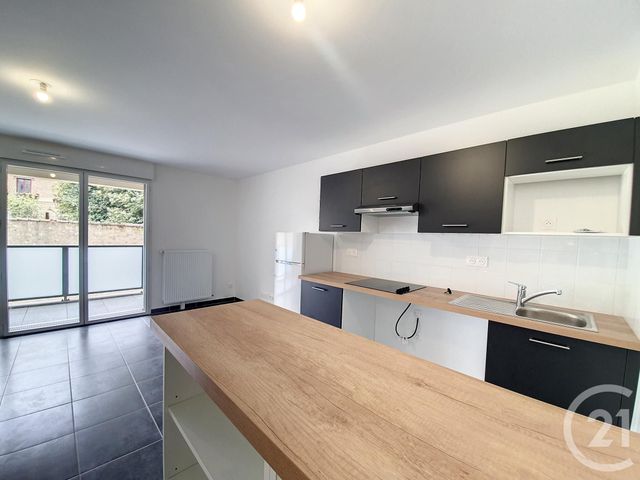 Appartement F3 à louer - 3 pièces - 66.2 m2 - MELUN - 77 - ILE-DE-FRANCE - Century 21 Cerim