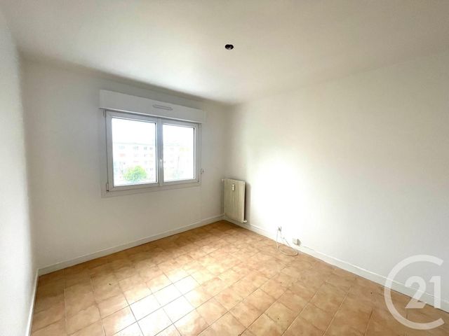 Appartement F1 à vendre - 1 pièce - 14.35 m2 - MELUN - 77 - ILE-DE-FRANCE - Century 21 Cerim