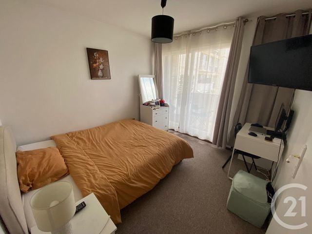 Appartement à vendre - 2 pièces - 44.0 m2 - MELUN - 77 - ILE-DE-FRANCE - Century 21 Cerim