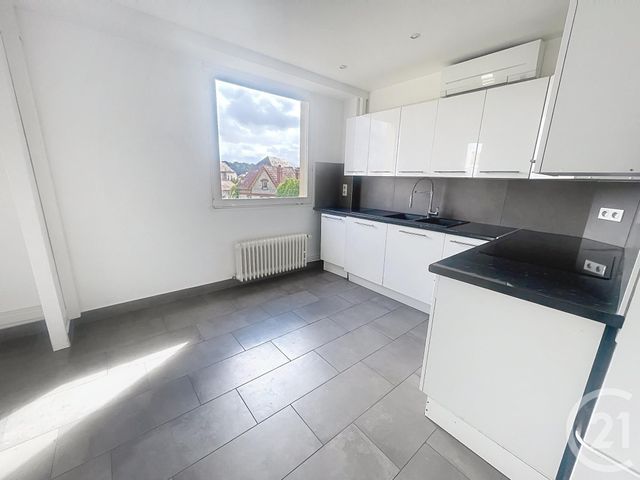 Appartement F5 à vendre - 5 pièces - 106.5 m2 - MELUN - 77 - ILE-DE-FRANCE - Century 21 Cerim