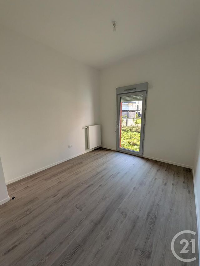 Appartement F3 à vendre - 3 pièces - 59.0 m2 - MELUN - 77 - ILE-DE-FRANCE - Century 21 Cerim