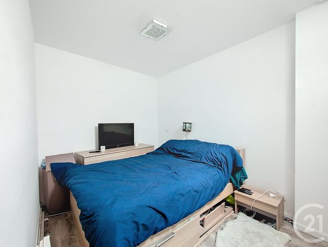 Appartement F3 à vendre - 3 pièces - 56.0 m2 - MELUN - 77 - ILE-DE-FRANCE - Century 21 Cerim