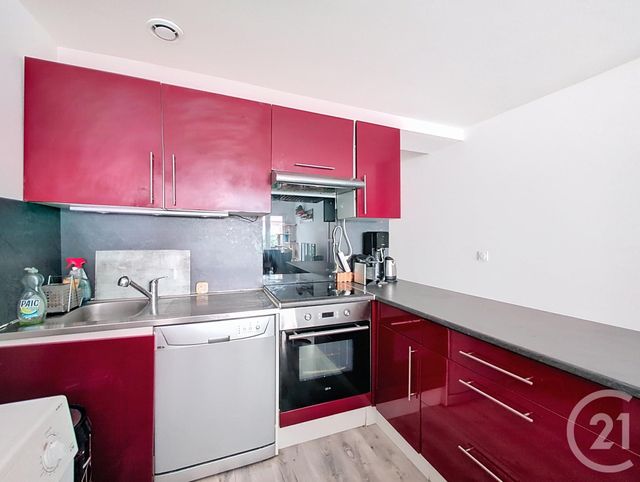 Appartement F3 à vendre - 3 pièces - 56.0 m2 - MELUN - 77 - ILE-DE-FRANCE - Century 21 Cerim