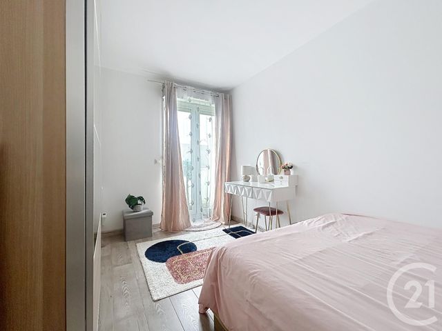 Appartement F3 à vendre - 3 pièces - 62.44 m2 - MELUN - 77 - ILE-DE-FRANCE - Century 21 Cerim