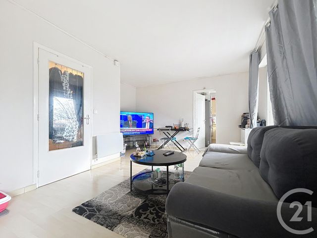 Appartement F2 à vendre - 2 pièces - 39.0 m2 - MELUN - 77 - ILE-DE-FRANCE - Century 21 Cerim