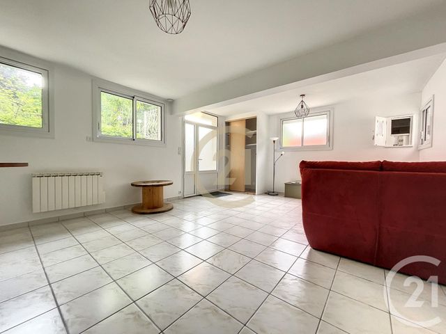 maison à louer - 3 pièces - 71.0 m2 - LE MEE SUR SEINE - 77 - ILE-DE-FRANCE - Century 21 Cerim