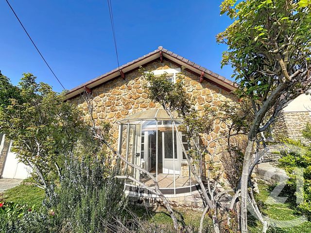 maison à louer - 4 pièces - 66.34 m2 - RUBELLES - 77 - ILE-DE-FRANCE - Century 21 Cerim