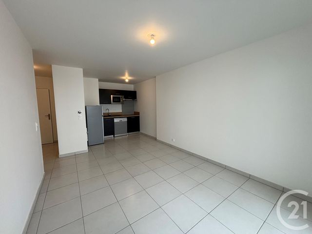 Appartement F2 à louer - 2 pièces - 41.45 m2 - MELUN - 77 - ILE-DE-FRANCE - Century 21 Cerim