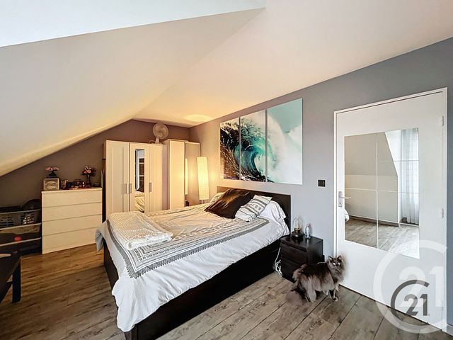 Appartement F4 à vendre - 4 pièces - 76.15 m2 - MOISSY CRAMAYEL - 77 - ILE-DE-FRANCE - Century 21 Cerim