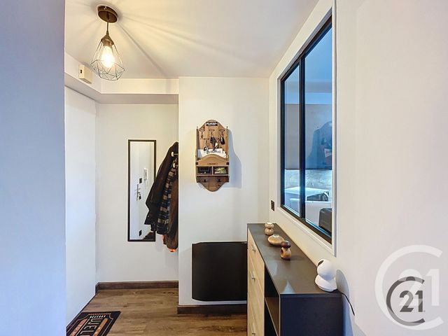 Appartement F4 à vendre - 4 pièces - 76.15 m2 - MOISSY CRAMAYEL - 77 - ILE-DE-FRANCE - Century 21 Cerim