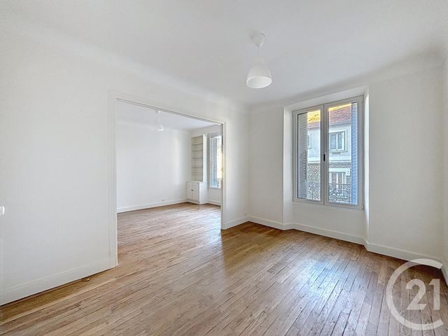 Appartement à louer - 3 pièces - 82.53 m2 - MELUN - 77 - ILE-DE-FRANCE - Century 21 Cerim