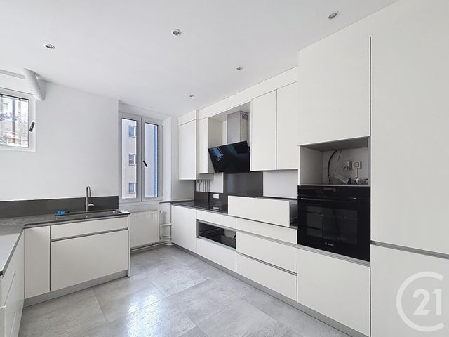 Appartement à louer - 3 pièces - 82.53 m2 - MELUN - 77 - ILE-DE-FRANCE - Century 21 Cerim