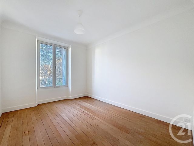 Appartement à louer - 3 pièces - 82.53 m2 - MELUN - 77 - ILE-DE-FRANCE - Century 21 Cerim