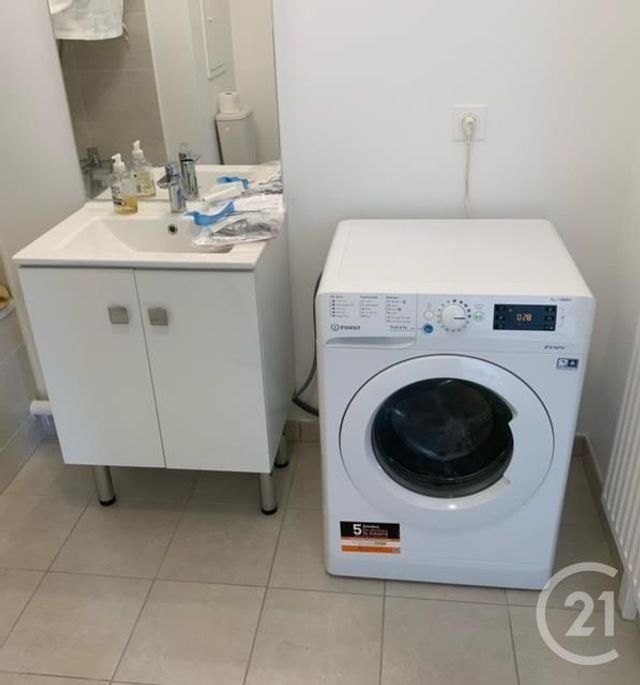 Appartement F2 à louer - 2 pièces - 40.25 m2 - MELUN - 77 - ILE-DE-FRANCE - Century 21 Cerim