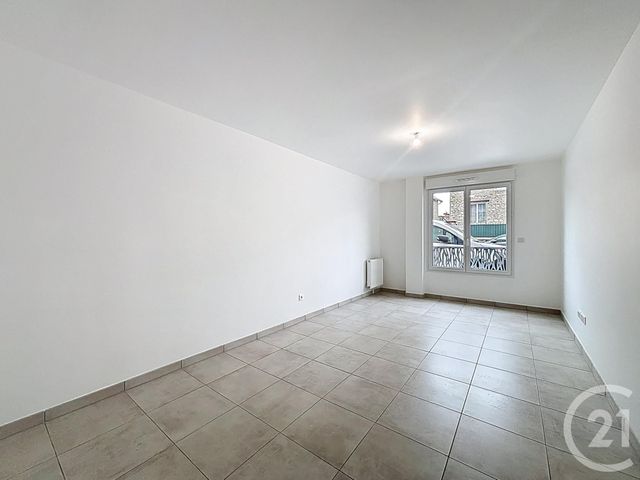 Appartement F2 à louer - 2 pièces - 41.6 m2 - DAMMARIE LES LYS - 77 - ILE-DE-FRANCE - Century 21 Cerim