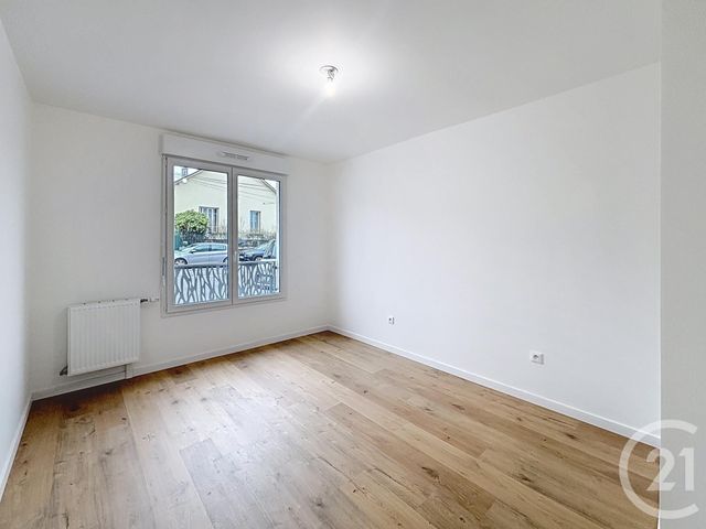 Appartement F2 à louer - 2 pièces - 41.6 m2 - DAMMARIE LES LYS - 77 - ILE-DE-FRANCE - Century 21 Cerim