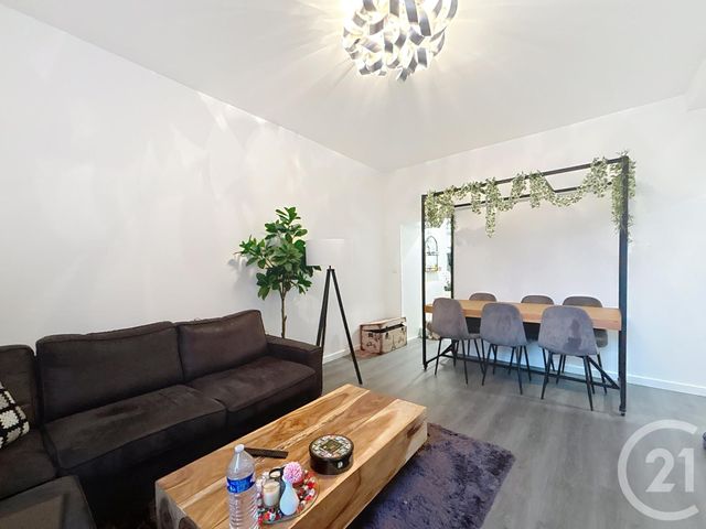 Appartement F2 à louer - 2 pièces - 63.55 m2 - MELUN - 77 - ILE-DE-FRANCE - Century 21 Cerim