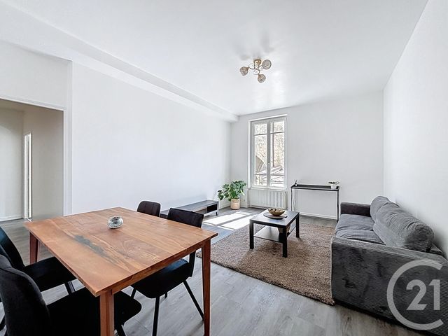 Appartement F2 à louer - 2 pièces - 63.55 m2 - MELUN - 77 - ILE-DE-FRANCE - Century 21 Cerim