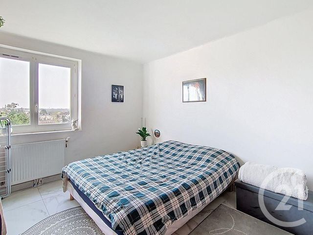 Appartement F3 à vendre - 3 pièces - 54.0 m2 - MELUN - 77 - ILE-DE-FRANCE - Century 21 Cerim