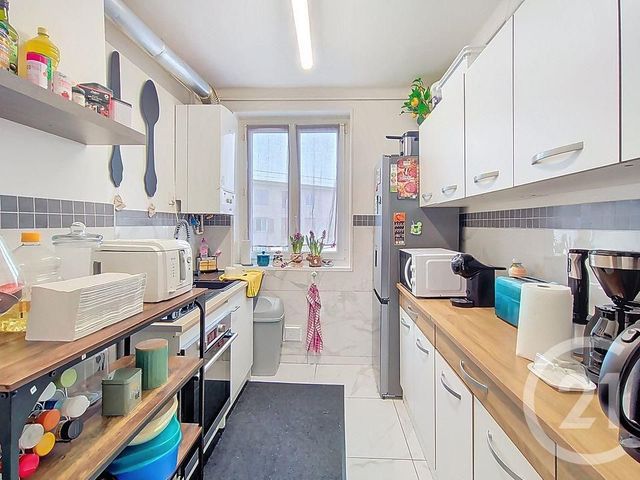 Appartement F3 à vendre - 3 pièces - 54.0 m2 - MELUN - 77 - ILE-DE-FRANCE - Century 21 Cerim