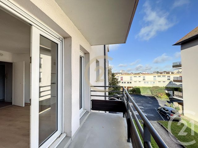 Appartement Studio à louer - 1 pièce - 26.12 m2 - MELUN - 77 - ILE-DE-FRANCE - Century 21 Cerim