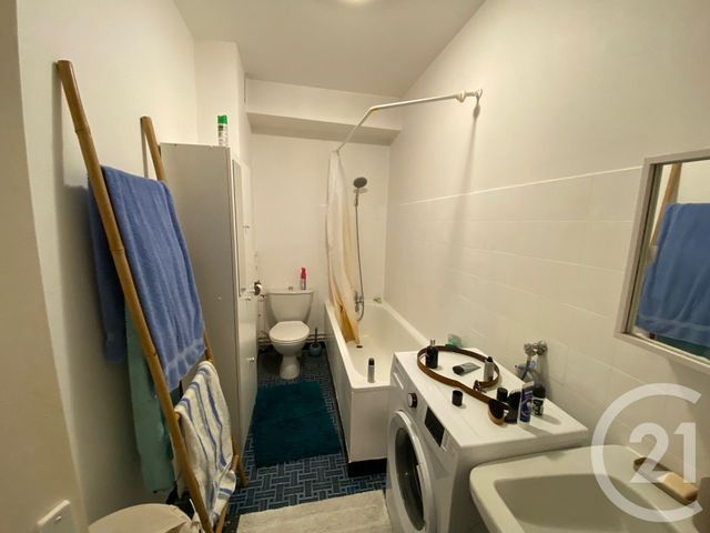 Appartement F1 à vendre - 1 pièce - 33.9 m2 - VAUX LE PENIL - 77 - ILE-DE-FRANCE - Century 21 Cerim