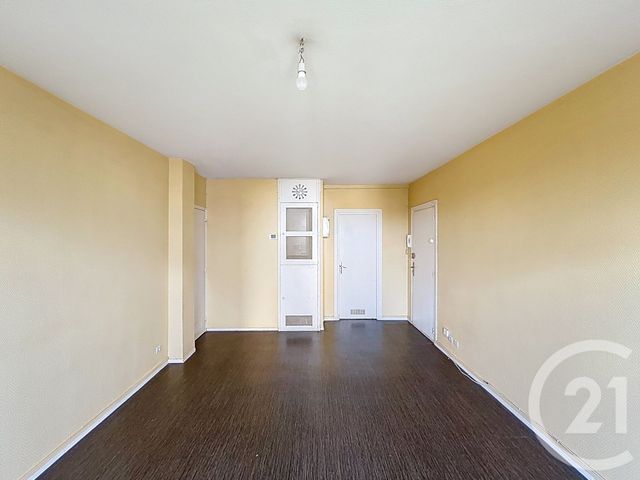 Appartement F3 à vendre - 3 pièces - 55.57 m2 - MELUN - 77 - ILE-DE-FRANCE - Century 21 Cerim