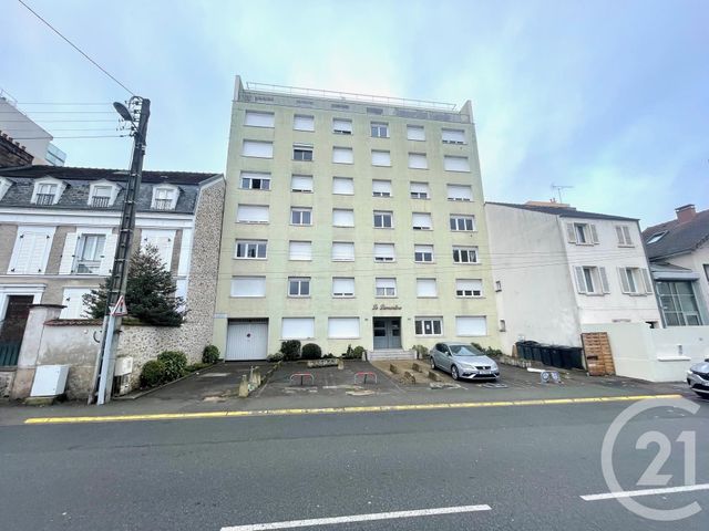 Appartement F1 à vendre - 1 pièce - 20.35 m2 - MELUN - 77 - ILE-DE-FRANCE - Century 21 Cerim