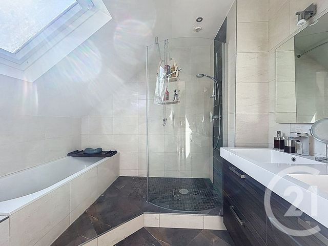 maison à vendre - 8 pièces - 199.36 m2 - RUBELLES - 77 - ILE-DE-FRANCE - Century 21 Cerim