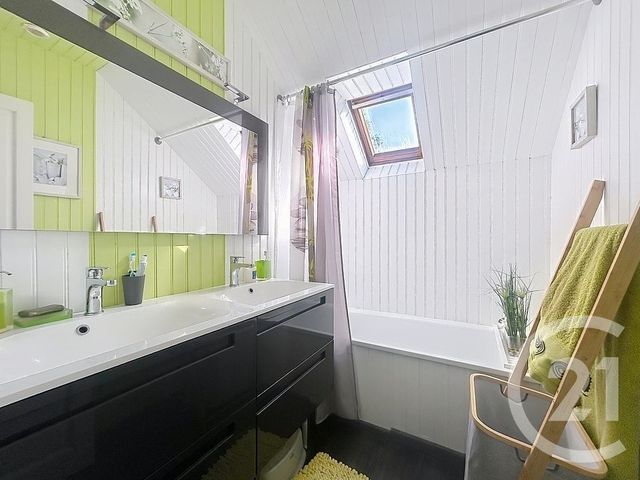 maison à vendre - 8 pièces - 199.36 m2 - RUBELLES - 77 - ILE-DE-FRANCE - Century 21 Cerim