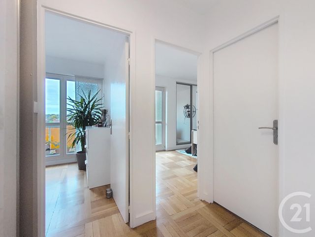 Appartement F4 à vendre - 4 pièces - 85.6 m2 - MELUN - 77 - ILE-DE-FRANCE - Century 21 Cerim