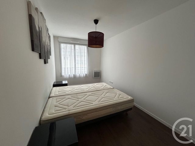 Appartement F3 à louer - 3 pièces - 63.6 m2 - DAMMARIE LES LYS - 77 - ILE-DE-FRANCE - Century 21 Cerim