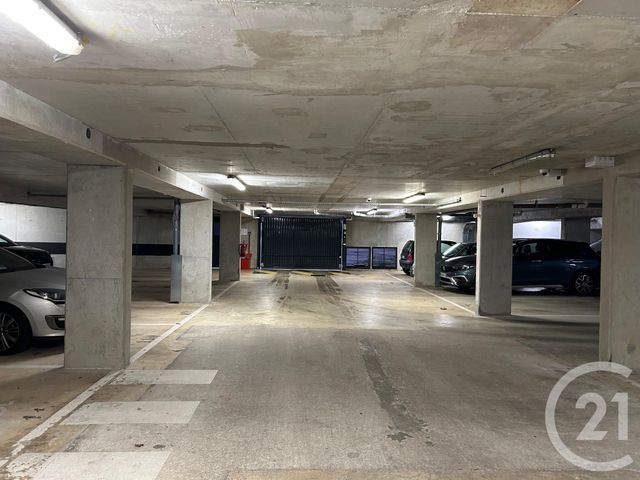 Appartement F3 à louer - 3 pièces - 63.6 m2 - DAMMARIE LES LYS - 77 - ILE-DE-FRANCE - Century 21 Cerim