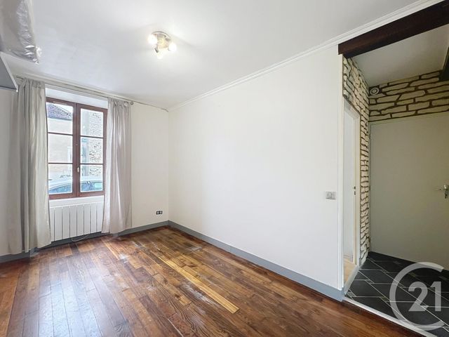 Appartement F2 à louer - 2 pièces - 36.8 m2 - MAINCY - 77 - ILE-DE-FRANCE - Century 21 Cerim