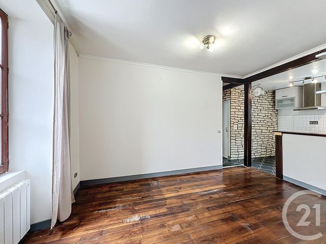 Appartement F2 à louer - 2 pièces - 36.8 m2 - MAINCY - 77 - ILE-DE-FRANCE - Century 21 Cerim