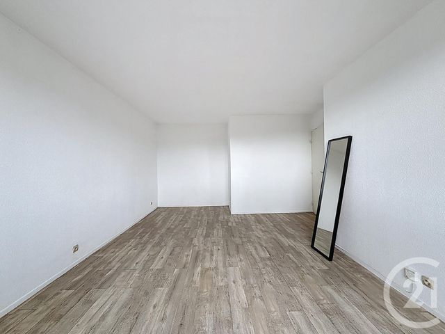 Appartement F2 à louer - 2 pièces - 47.01 m2 - MELUN - 77 - ILE-DE-FRANCE - Century 21 Cerim