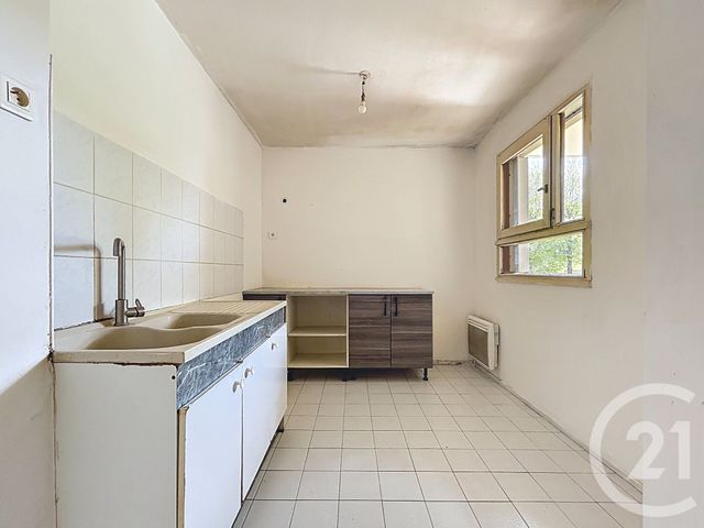 Appartement F4 à vendre - 4 pièces - 88.16 m2 - LE MEE SUR SEINE - 77 - ILE-DE-FRANCE - Century 21 Cerim
