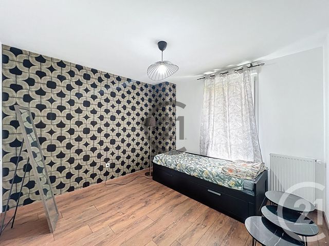 Appartement F3 à louer - 3 pièces - 57.19 m2 - LE MEE SUR SEINE - 77 - ILE-DE-FRANCE - Century 21 Cerim